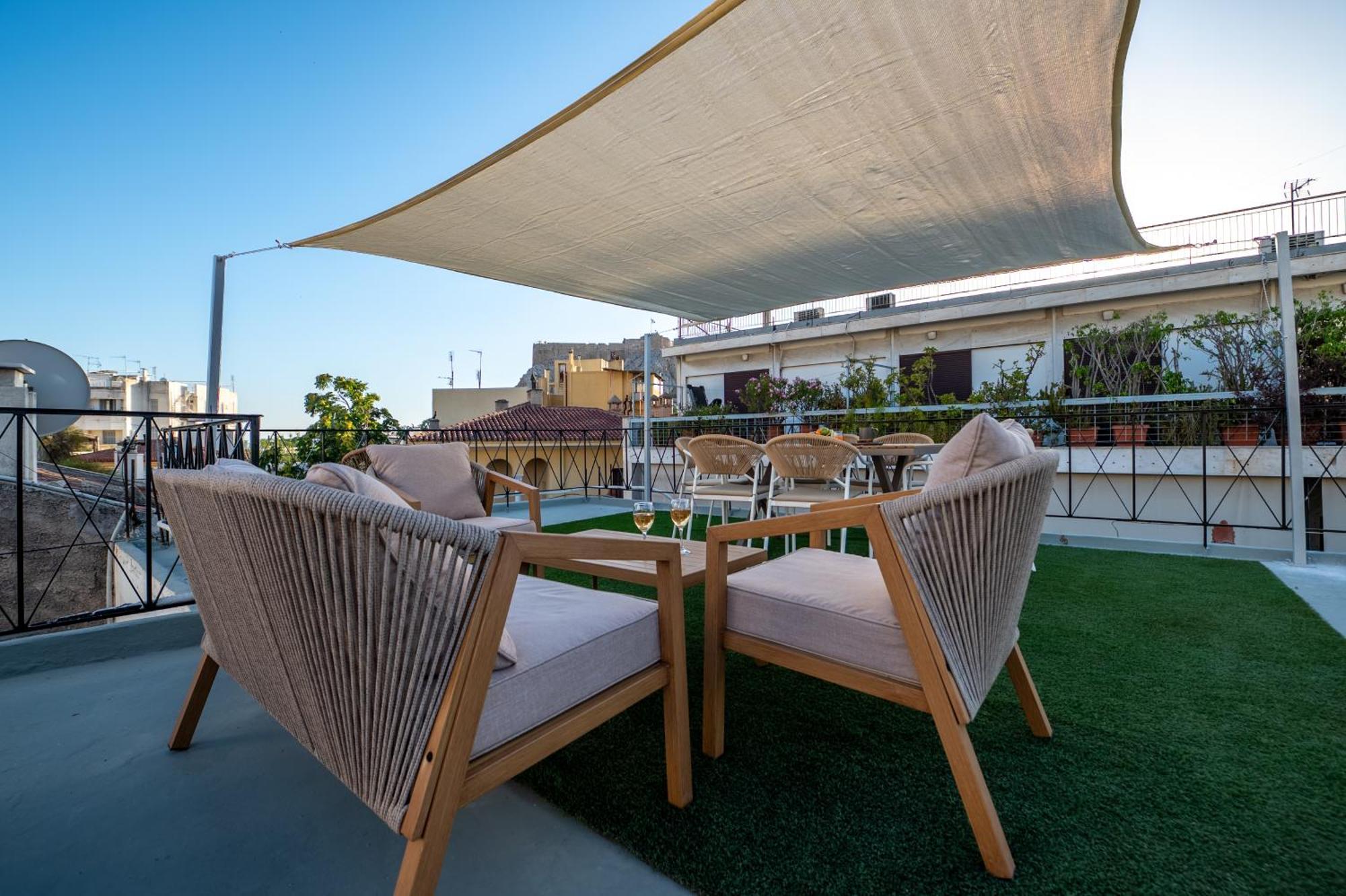 Live Life Plaka Apartment Atene Esterno foto