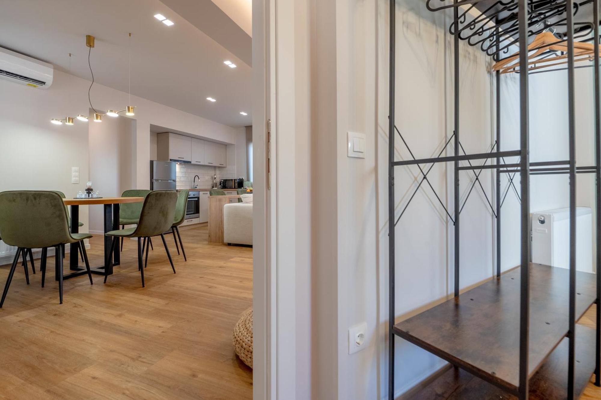 Live Life Plaka Apartment Atene Esterno foto
