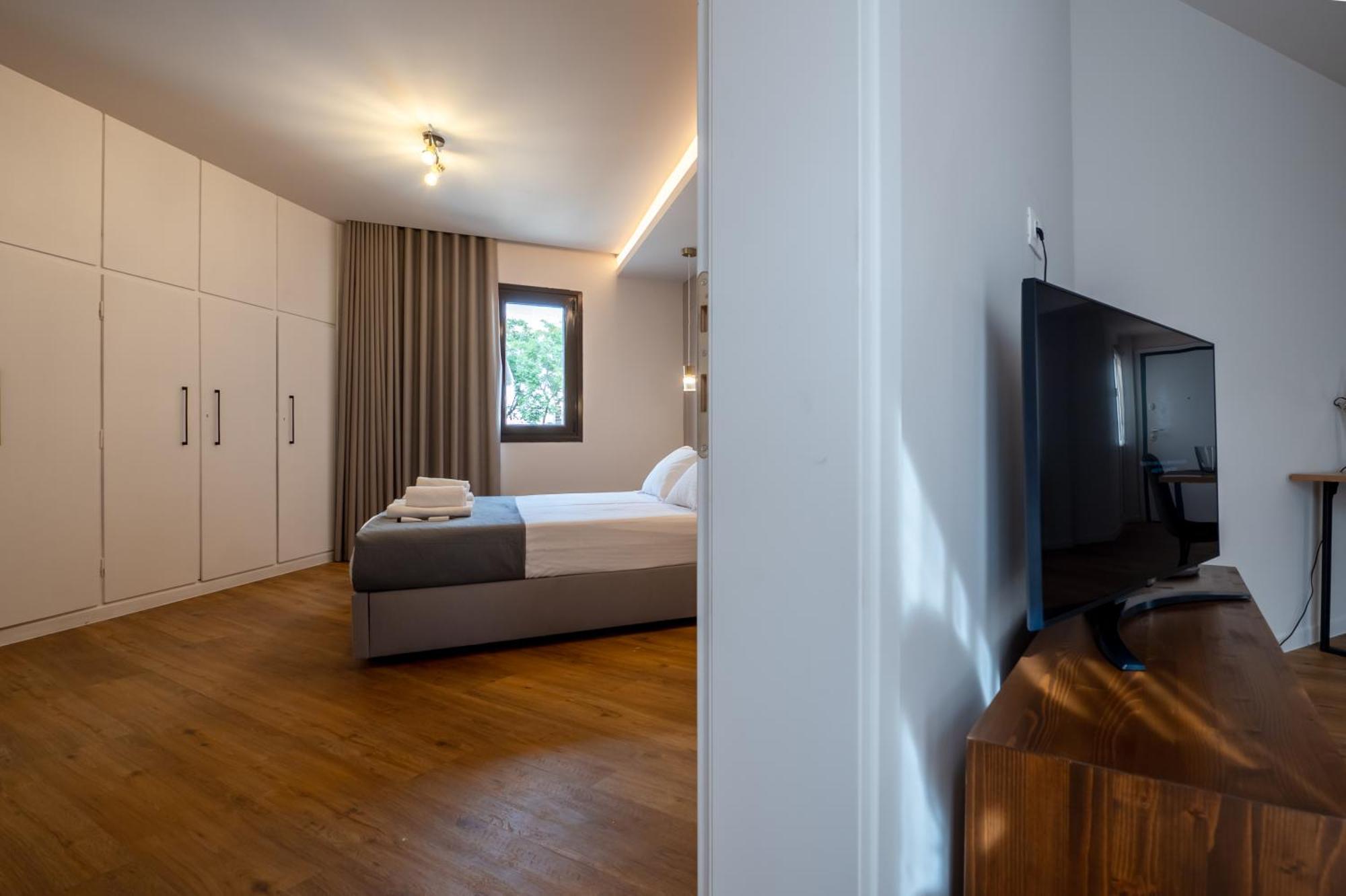 Live Life Plaka Apartment Atene Esterno foto