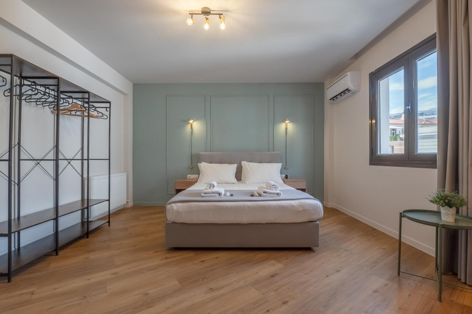 Live Life Plaka Apartment Atene Esterno foto